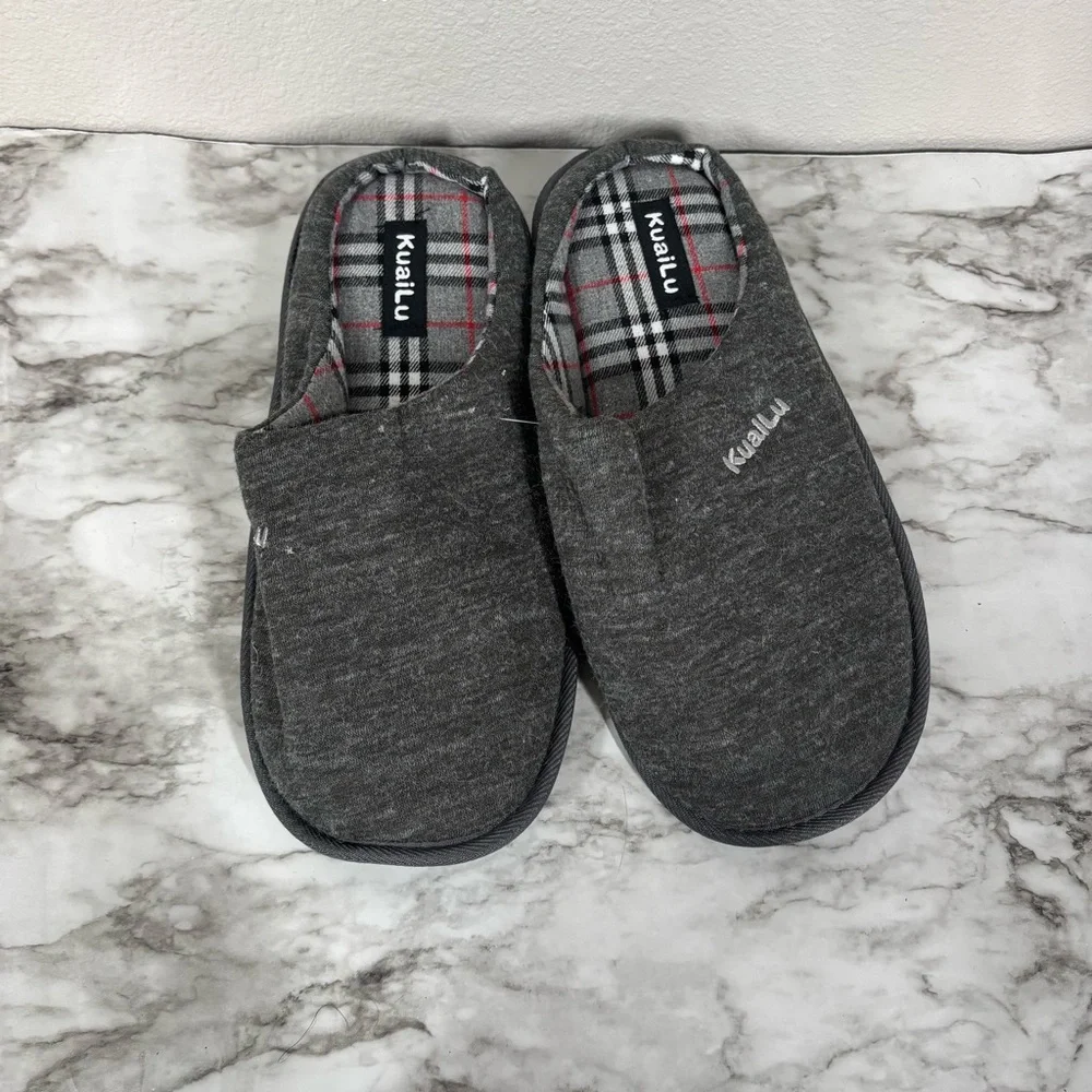 Men’s Gray Slide On Plaid Slippers Size Men’s (44) 10-11